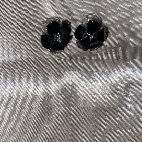 Beautiful vintage crystal black stud earrings with bead bracelet stretch - Picture 3 of 4